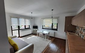 Apartament DELUX Busteni cu terasa superba în Bloc NOU